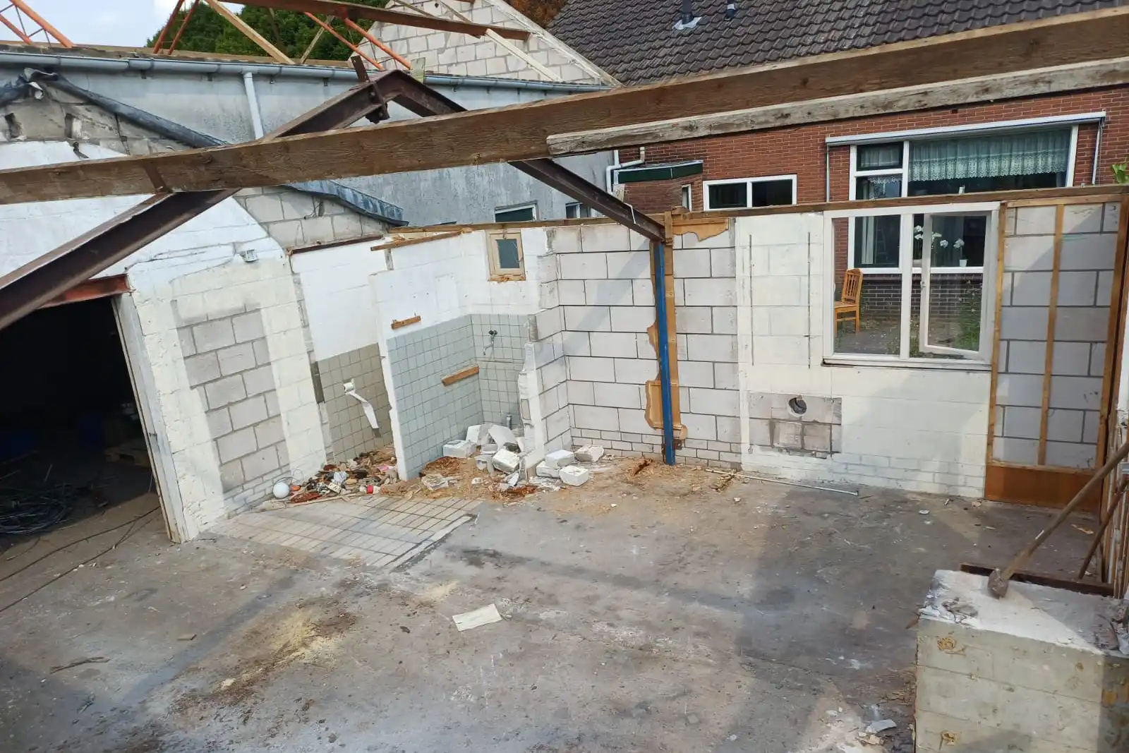 017 Verbouwing Van schuur naar droomwoning Roza All Wood Vuren