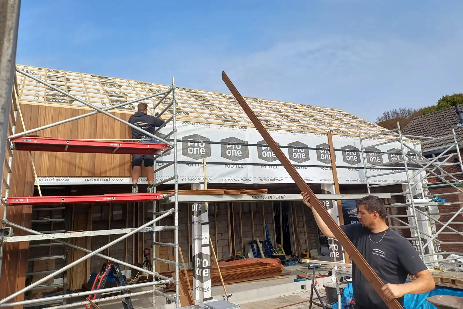 020 Verbouwing Van schuur naar droomwoning Roza All Wood Vuren